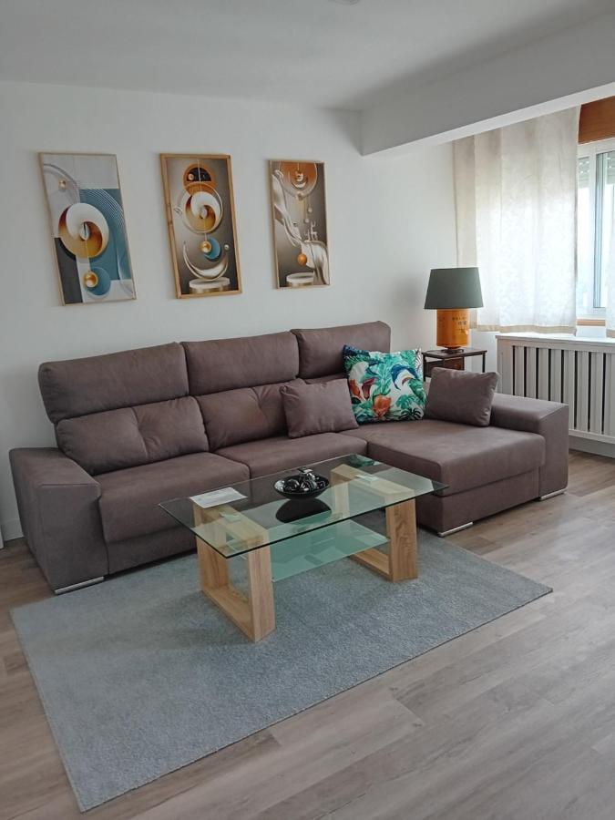 Milladoiro Apartment Teo ภายนอก รูปภาพ